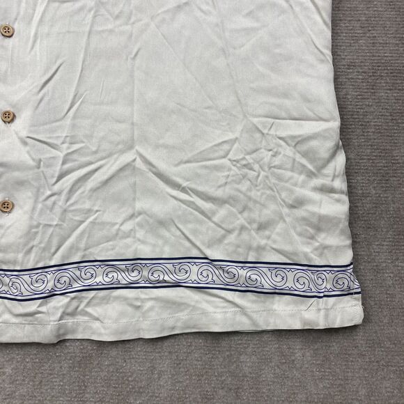 Disney Our Universe Mens Alladin Cave of Wonders Shirt Woven Button-Up XXL Rayon - Picture 6 of 16